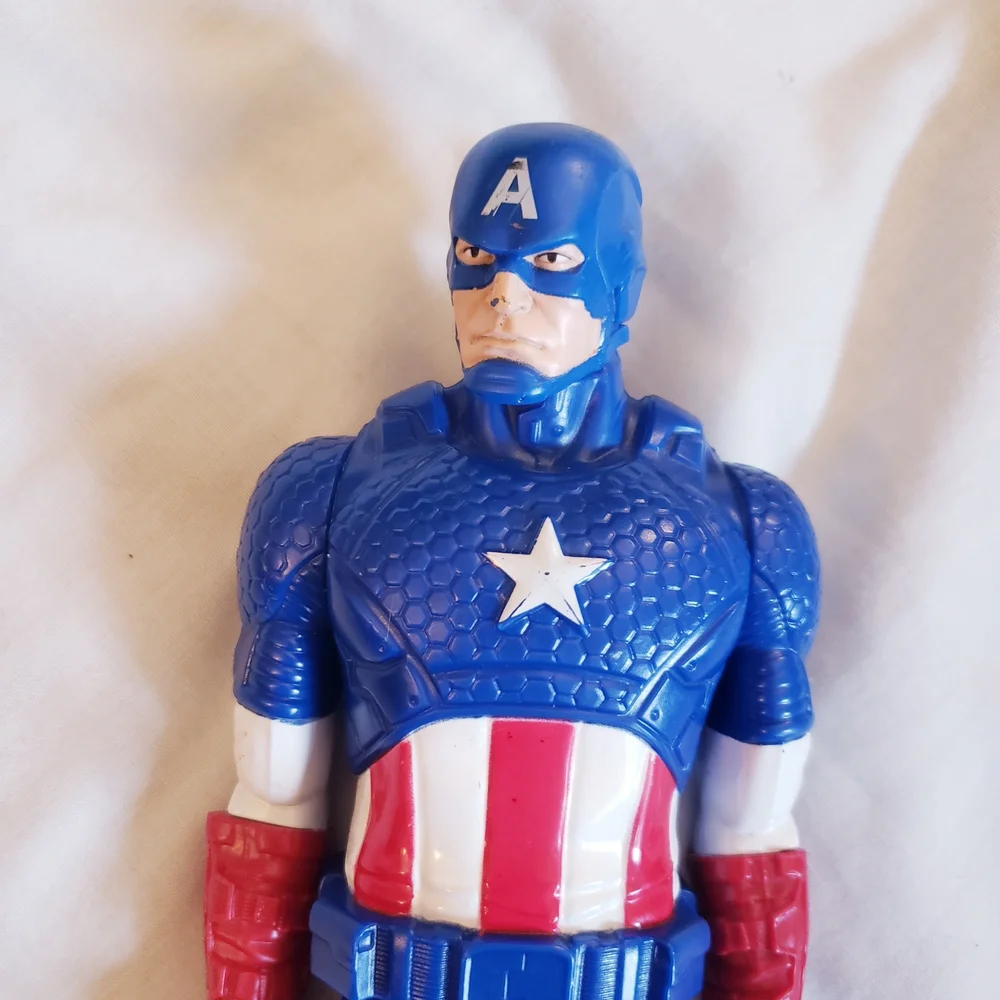 Hasbro Marvel Captain America Action Figure